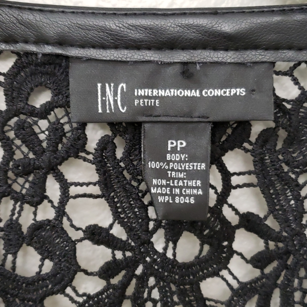 Lace Jacket - Picture 3 of 3
